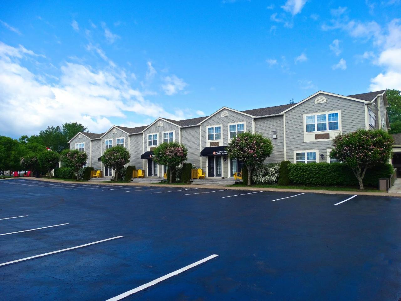 Amsterdam Inn & Suites Sussex Eksteriør bilde